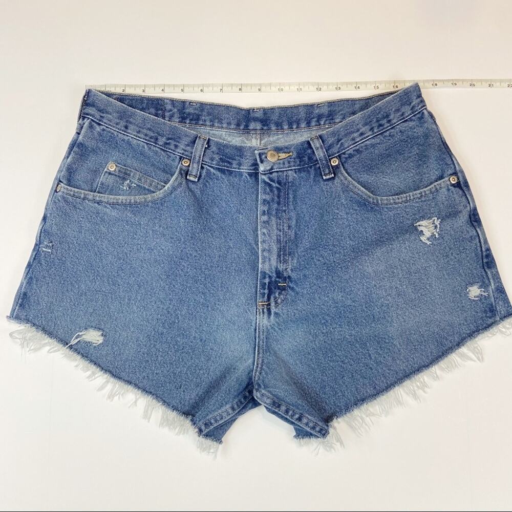 Wrangler | Custom Distressed Cut Off Shorts Sz L